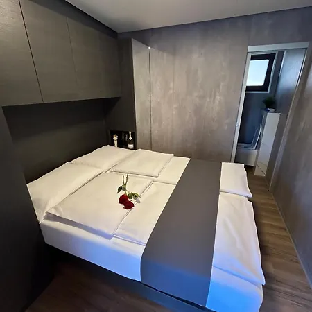 Holiday home Mobile House Mona