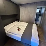Dom wakacyjny Mobile House Mona