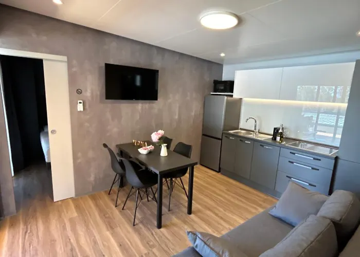 Дом отдыха Mobile House Mona *